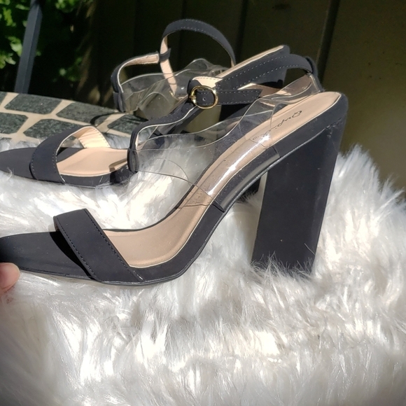 Qupid Nubuck Mid T-Strap Clear Vamp Open Toe - Picture 8 of 11